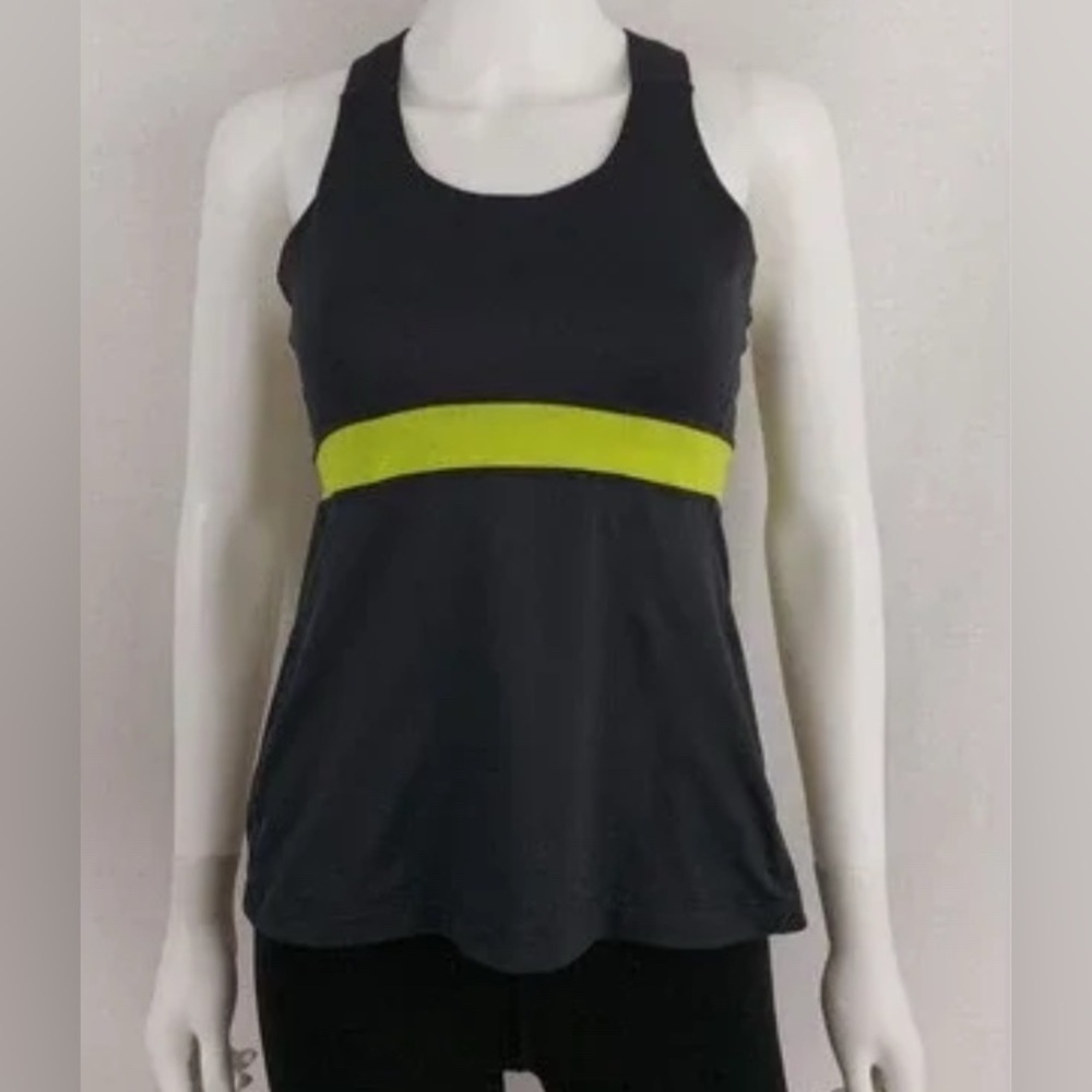 Lululemon fancy workout top size 4 or small